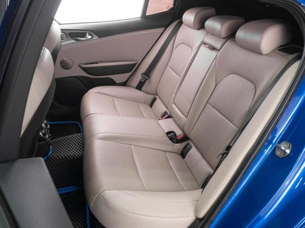 Kia Stinger I с пробегом 2018 года, цена 2 999 000 рублей, 27217 км, лифтбек, Автокод Объявления