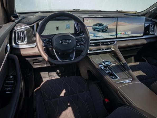 Geely Xingyue L I Рестайлинг 2 с пробегом 2026 года, цена 4 390 000 рублей, 21 км, внедорожник, Автокод Объявления