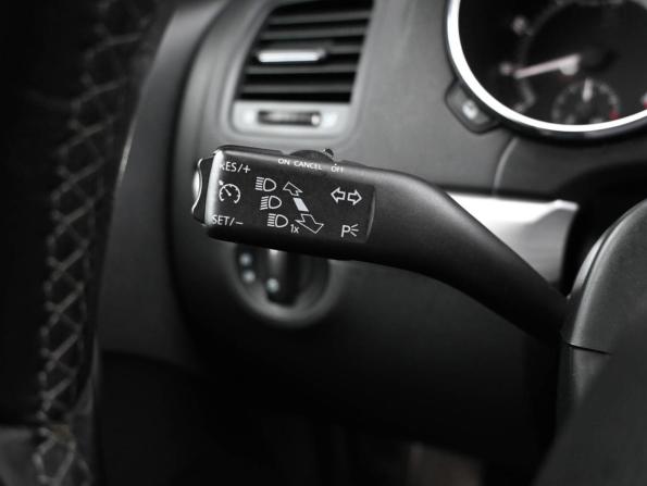 Skoda Yeti I Рестайлинг с пробегом 2016 года, цена 1 379 000 рублей, 174615 км, внедорожник, Автокод Объявления