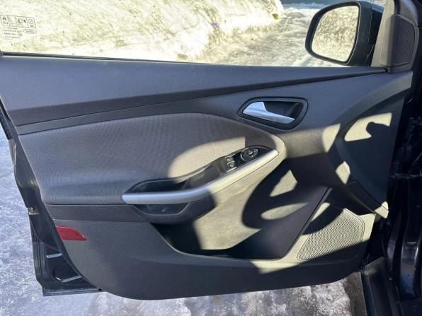Ford Focus III с пробегом 2012 года, цена 619 000 рублей, 231892 км, хэтчбек, Автокод Объявления