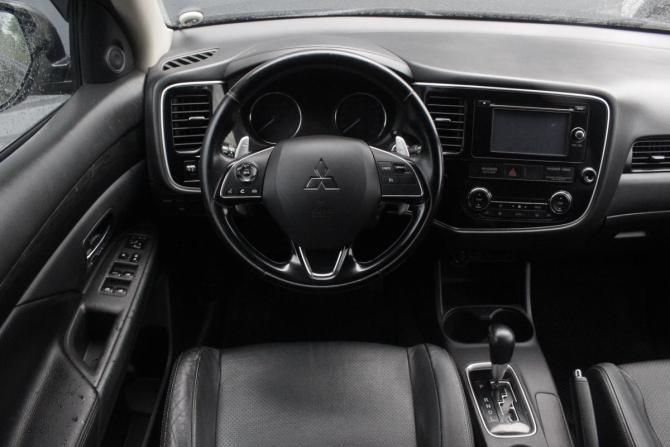 Mitsubishi Outlander III Рестайлинг 2 с пробегом 2016 года, цена 1 920 000 рублей, 130311 км, внедорожник, Автокод Объявления