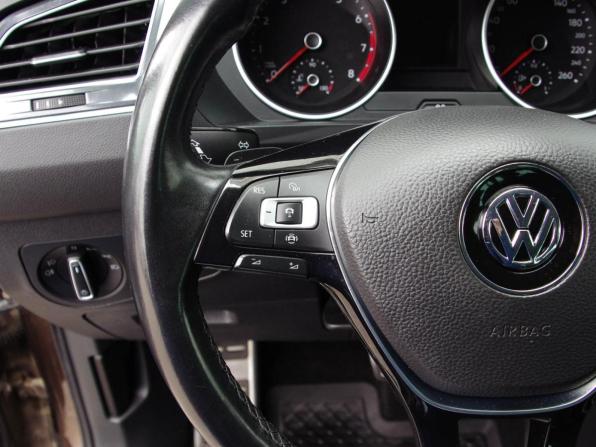 Volkswagen Tiguan II с пробегом 2018 года, цена 2 379 000 рублей, 93751 км, внедорожник, Автокод Объявления