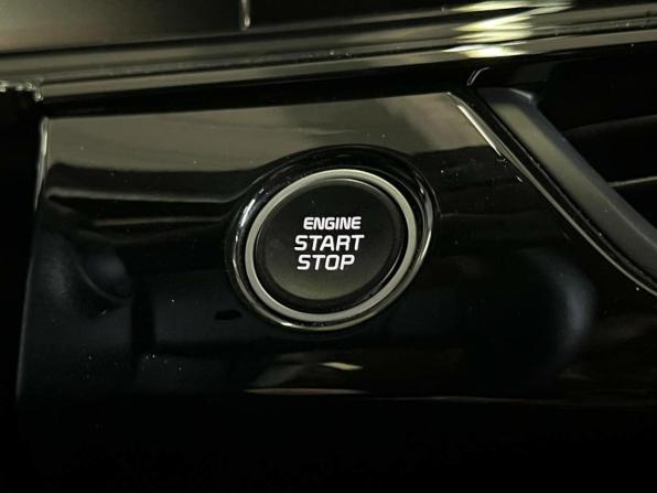 Kia Seltos I Рестайлинг с пробегом 2023 года, цена 2 300 000 рублей, 32875 км, внедорожник, Автокод Объявления