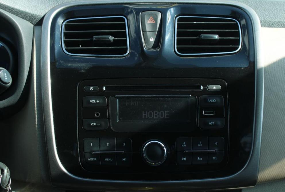 Renault Logan II Саратов  - изображение 18