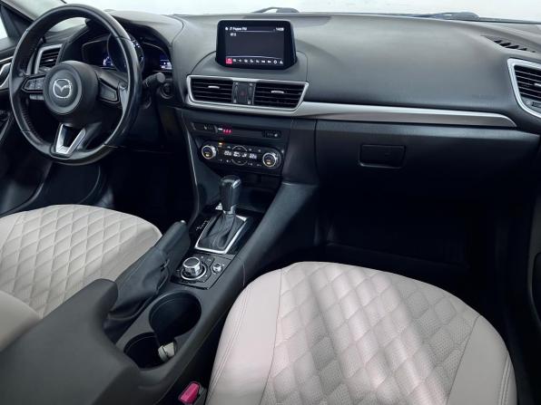 Mazda 3 III (BM) Рестайлинг с пробегом 2017 года, цена 1 450 000 рублей, 66003 км, седан, Автокод Объявления