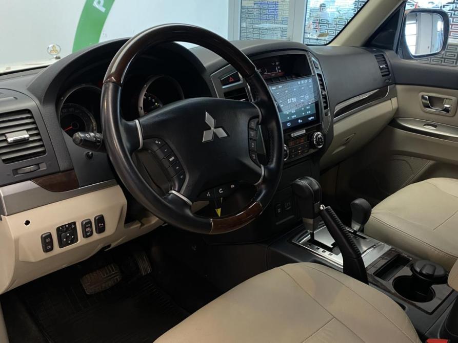 Mitsubishi Pajero IV Рестайлинг 2 Москва  - изображение 17