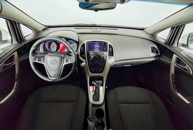 Opel Astra J с пробегом 2012 года, цена 650 000 рублей, 183161 км, хэтчбек, Автокод Объявления