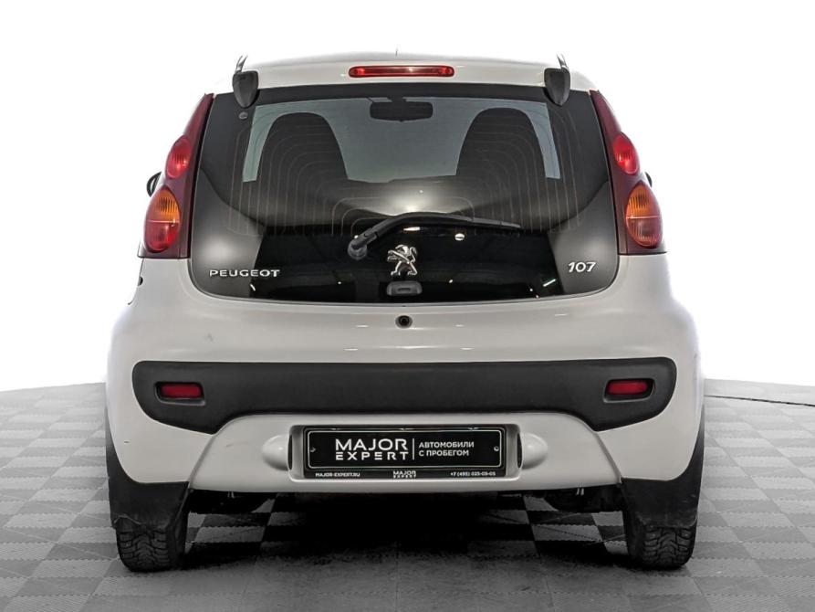 Peugeot 107 I Рестайлинг 2 Москва  - изображение 6