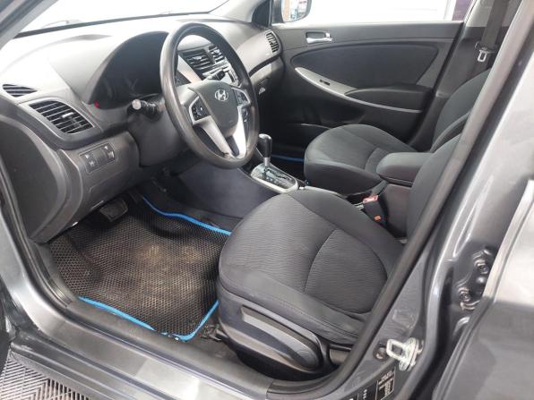 Hyundai Solaris I с пробегом 2012 года, цена 770 000 рублей, 150000 км, седан, Автокод Объявления