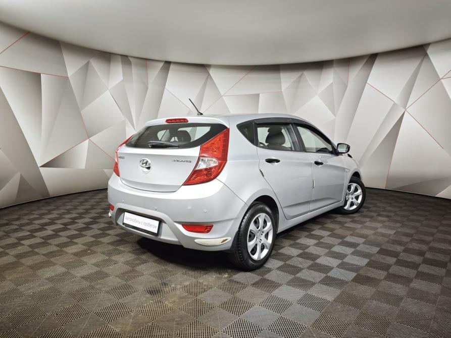 Hyundai Solaris I Москва  - изображение 2