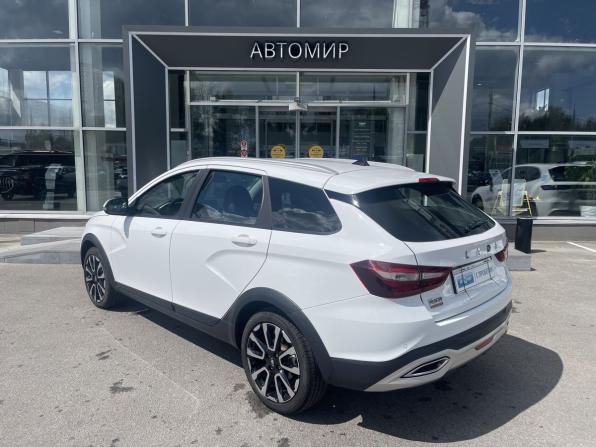 Lada (ВАЗ) Vesta I Рестайлинг (NG) с пробегом 2024 года, цена 1 704 500 рублей, 4600 км, универсал, Автокод Объявления