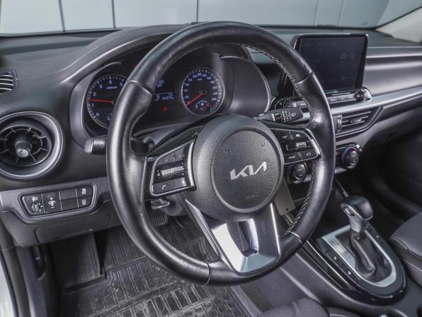 Kia Cerato IV Рестайлинг с пробегом 2021 года, цена 1 970 000 рублей, 134870 км, седан, Автокод Объявления