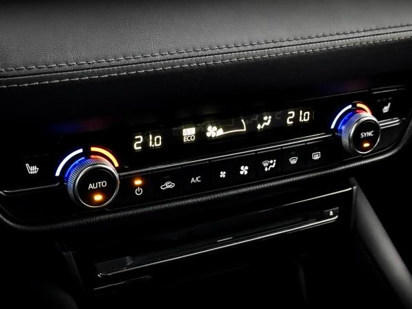 Mazda 6 III (GJ) Рестайлинг 2 с пробегом 2021 года, цена 2 880 000 рублей, 79052 км, седан, Автокод Объявления