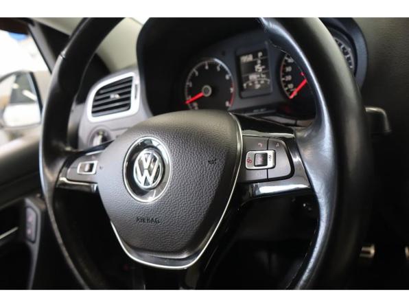 Volkswagen Polo V Рестайлинг с пробегом 2016 года, цена 1 124 000 рублей, 89634 км, седан, Автокод Объявления
