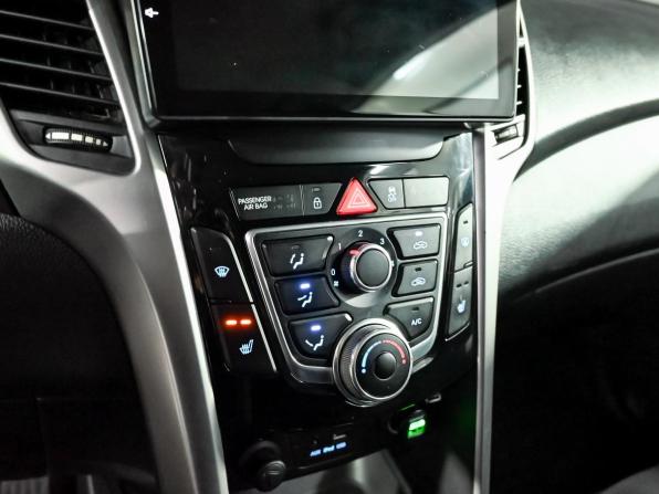 Hyundai i30 II с пробегом 2013 года, цена 1 000 000 рублей, 146551 км, хэтчбек, Автокод Объявления