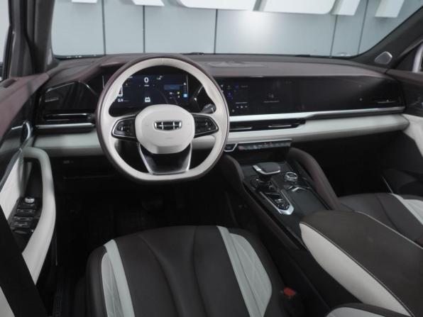 Geely Monjaro I с пробегом 2023 года, цена 3 240 000 рублей, 50314 км, внедорожник, Автокод Объявления