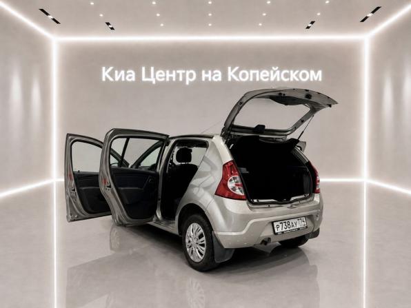 Renault Sandero I с пробегом 2011 года, цена 550 000 рублей, 218400 км, хэтчбек, Автокод Объявления