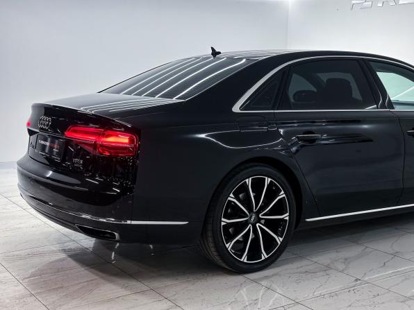 Audi A8 III (D4) Рестайлинг с пробегом 2016 года, цена 2 399 000 рублей, 172000 км, седан, Автокод Объявления