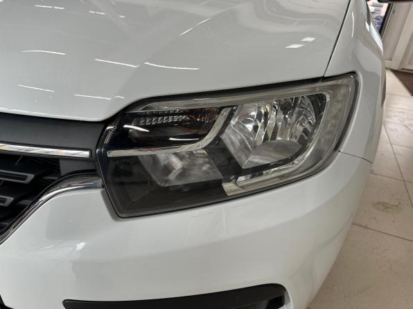 Renault Logan II Рестайлинг с пробегом 2021 года, цена 970 000 рублей, 41500 км, седан, Автокод Объявления