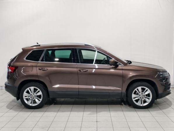 Skoda Karoq I с пробегом 2020 года, цена 2 378 600 рублей, 85724 км, внедорожник, Автокод Объявления