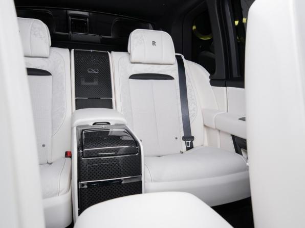 Rolls-Royce Cullinan I Рестайлинг с пробегом 2025 года, цена 67 500 000 рублей, 449 км, внедорожник, Автокод Объявления
