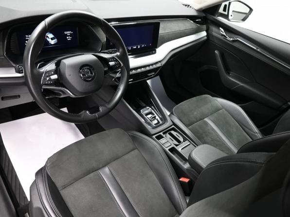 Skoda Octavia IV (A8) с пробегом 2020 года, цена 2 365 000 рублей, 122057 км, лифтбек, Автокод Объявления