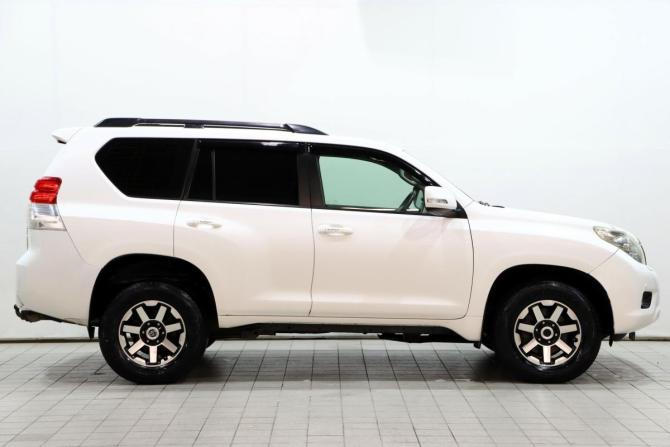 Toyota Land Cruiser Prado 150 Series с пробегом 2010 года, цена 2 599 000 рублей, 266424 км, внедорожник, Автокод Объявления