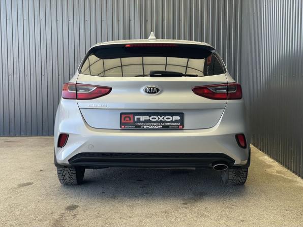 Kia Ceed III с пробегом 2019 года, цена 1 727 000 рублей, 88556 км, хэтчбек, Автокод Объявления