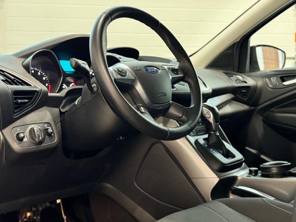 Ford Kuga II с пробегом 2016 года, цена 1 470 000 рублей, 71600 км, внедорожник, Автокод Объявления