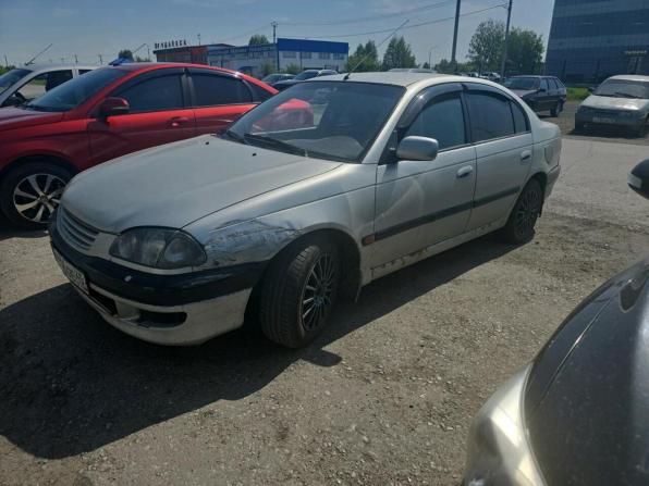 Toyota Avensis I с пробегом 2000 года, цена 250 000 рублей, 366000 км, седан, Автокод Объявления