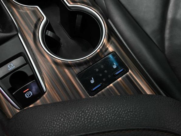 Toyota Camry VIII (XV70) с пробегом 2018 года, цена 2 750 000 рублей, 134837 км, седан, Автокод Объявления