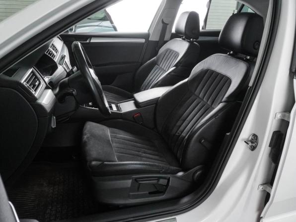 Skoda Superb III с пробегом 2016 года, цена 1 999 000 рублей, 135240 км, лифтбек, Автокод Объявления