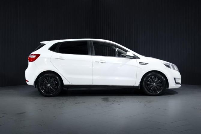 Kia Rio III с пробегом 2013 года, цена 799 900 рублей, 208473 км, хэтчбек, Автокод Объявления