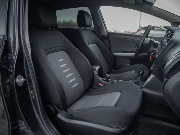 Kia Ceed II с пробегом 2015 года, цена 990 000 рублей, 113026 км, универсал, Автокод Объявления
