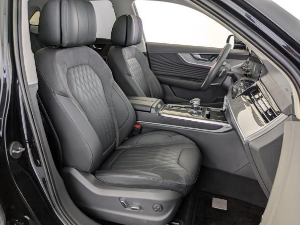 Hongqi HS5 I Рестайлинг с пробегом 2024 года, цена 3 495 000 рублей, 6896 км, внедорожник, Автокод Объявления