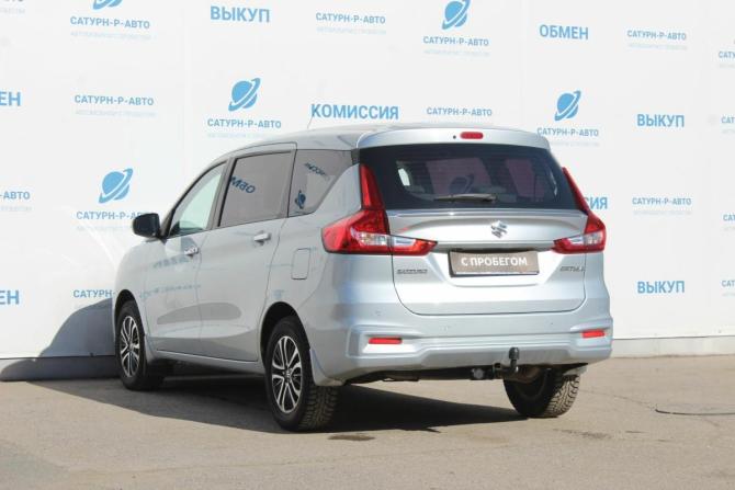 Suzuki Ertiga II с пробегом 2022 года, цена 2 070 000 рублей, 63000 км, компактвэн, Автокод Объявления