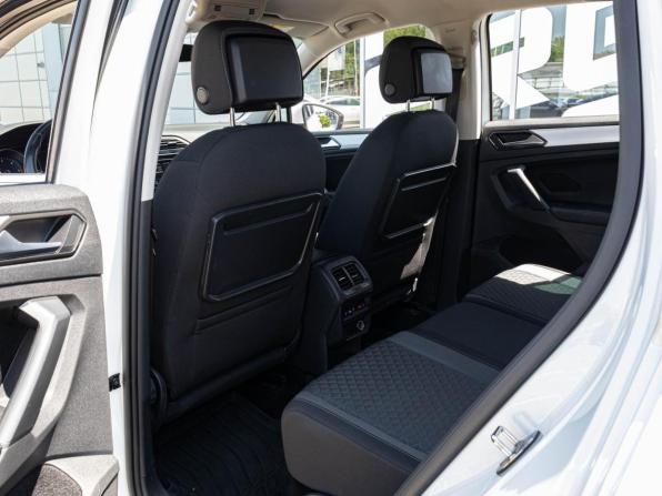 Volkswagen Tiguan II с пробегом 2018 года, цена 2 425 000 рублей, 106464 км, внедорожник, Автокод Объявления