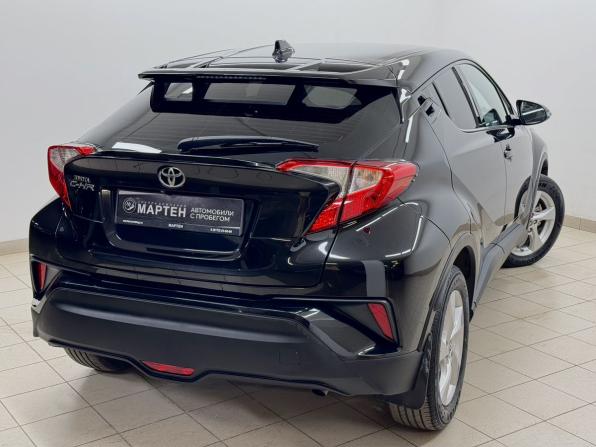 Toyota C-HR I с пробегом 2019 года, цена 2 380 000 рублей, 92342 км, внедорожник, Автокод Объявления