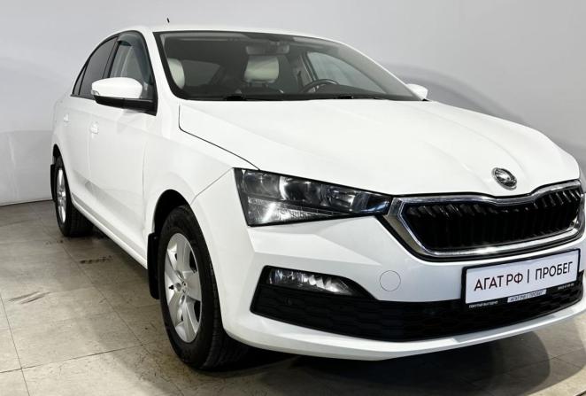 Skoda Rapid II с пробегом 2020 года, цена 1 500 000 рублей, 128192 км, лифтбек, Автокод Объявления