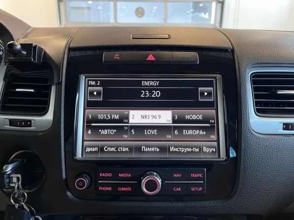 Volkswagen Touareg II Рестайлинг с пробегом 2014 года, цена 2 140 000 рублей, 270175 км, внедорожник, Автокод Объявления