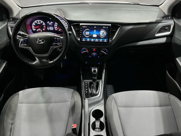 Hyundai Solaris II с пробегом 2017 года, цена 1 140 000 рублей, 148000 км, седан, Автокод Объявления