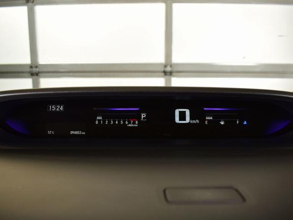 Honda Stepwgn V Рестайлинг с пробегом 2019 года, цена 2 214 995 рублей, 94852 км, минивэн, Автокод Объявления