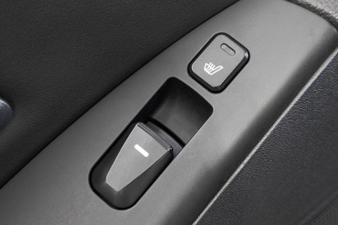 Hyundai ix35 I Рестайлинг с пробегом 2015 года, цена 1 599 000 рублей, 168000 км, внедорожник, Автокод Объявления