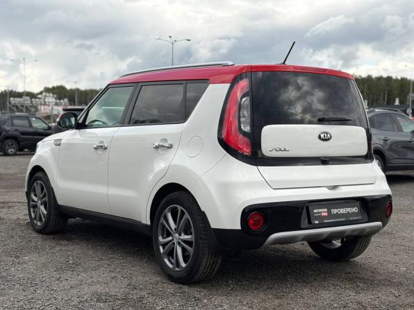 Kia Soul II Рестайлинг с пробегом 2018 года, цена 1 625 000 рублей, 111789 км, хэтчбек, Автокод Объявления