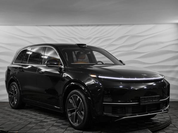 Новый Li Auto (Lixiang) L9 I Рестайлинг 2025 года, цена 11 790 000 рублей, внедорожник, Автокод Объявления