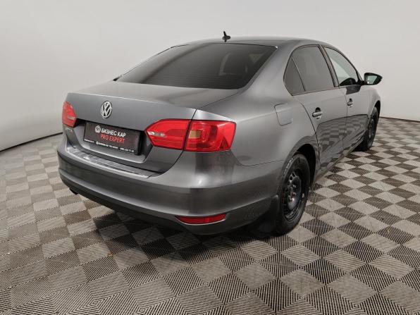 Volkswagen Jetta VI с пробегом 2013 года, цена 735 000 рублей, 296237 км, седан, Автокод Объявления