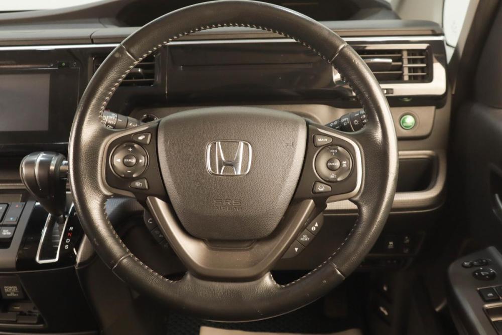 Honda Stepwgn V Челябинск  - изображение 13