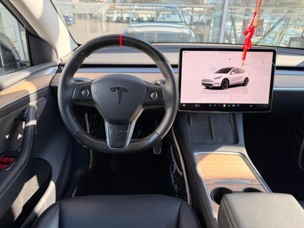 Tesla Model Y I с пробегом 2021 года, цена 4 450 000 рублей, 46272 км, внедорожник, Автокод Объявления