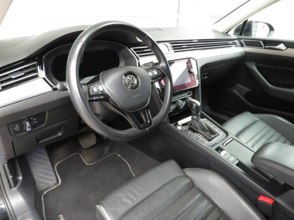 Volkswagen Passat B8 с пробегом 2017 года, цена 1 790 000 рублей, 177900 км, седан, Автокод Объявления