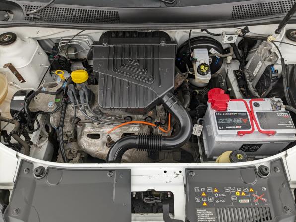 Renault Logan II Рестайлинг с пробегом 2021 года, цена 1 100 000 рублей, 38137 км, седан, Автокод Объявления